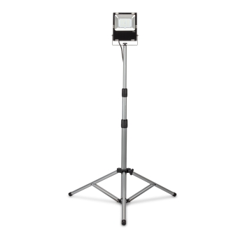 LED Baustrahler PCCooler 50W mit Dreibeinstativ, Kabel und Kabelverbinder LED Baustrahler PCCooler 50W mit Dreibeinstativ, Kabel und Kabelverbinder